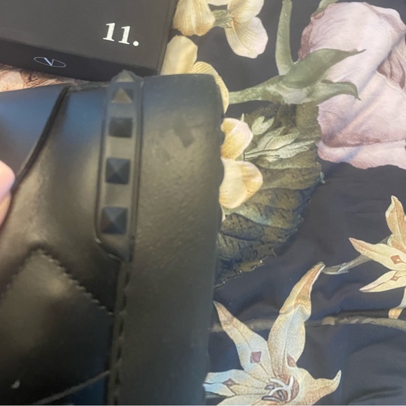 Valentino Rockstud Sneakers 👟 - Picture 9 of 15